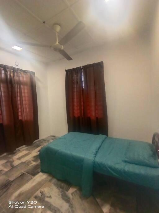 Imani Homestay Beach Gateway Bagan Lalang Kampong Bagan Lalang Exteriör bild